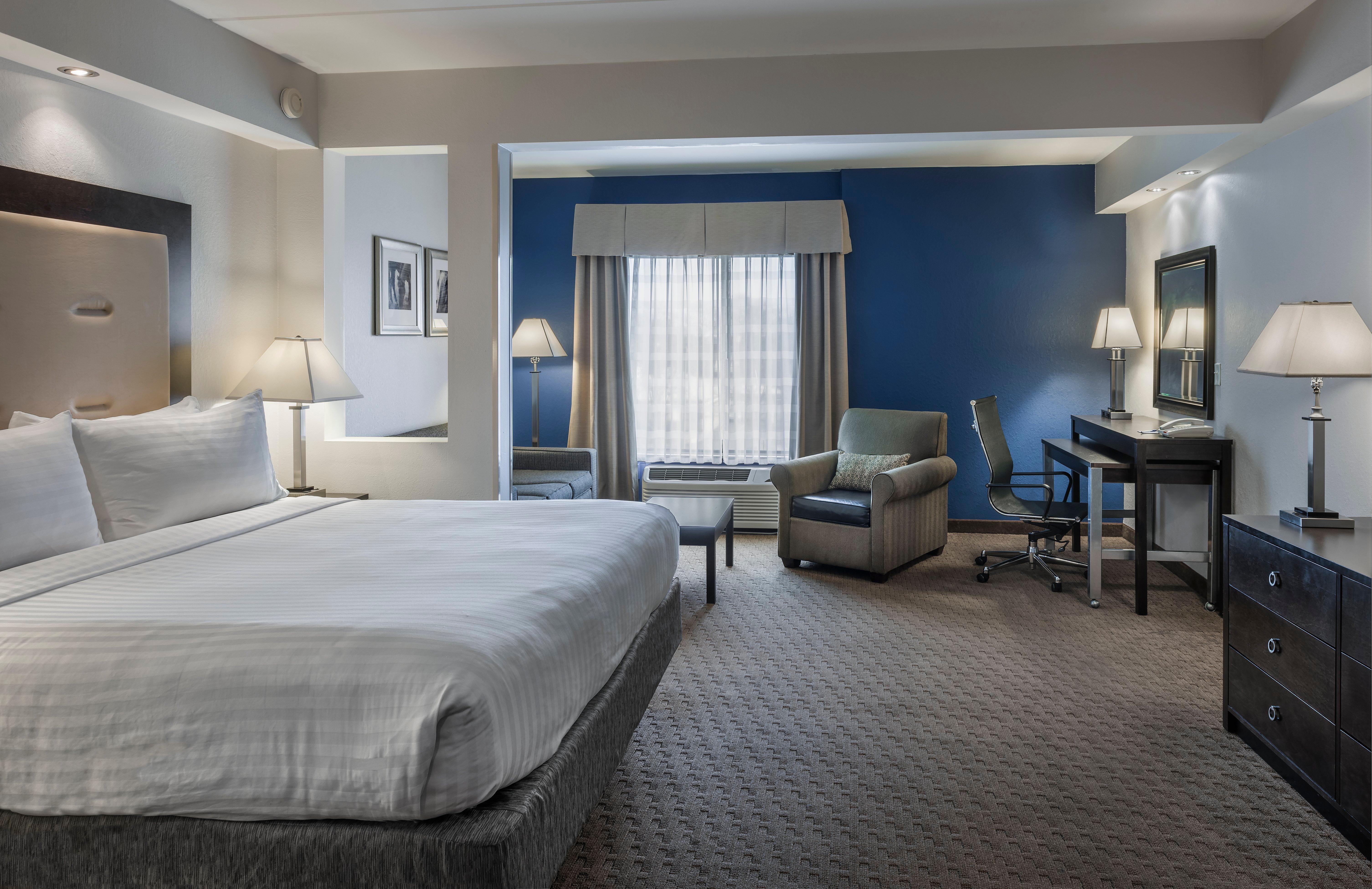 Holiday Inn Express & Suites Laurel Lakes By Ihg Exterior photo
